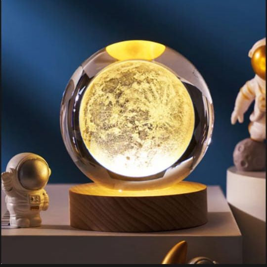 3D Moon Crystal Ball Night Lamp with Wooden Base, LED Lunar Light Decorative Bedroom Lamp, Home Decor Gift