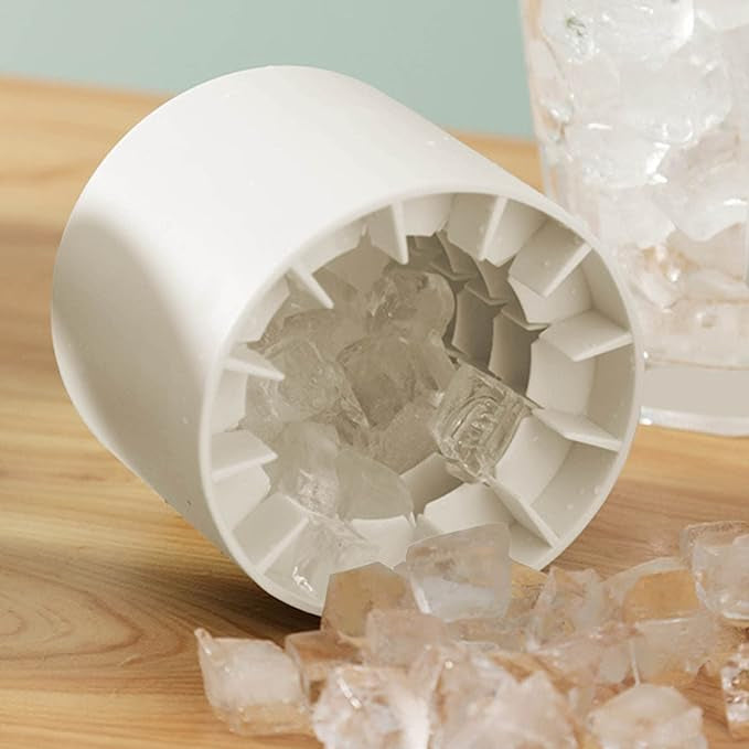 Manual Ice Crusher Cup – Portable Ice Crushing Cup for Crushed Ice, Cold Drinks & Cocktails
