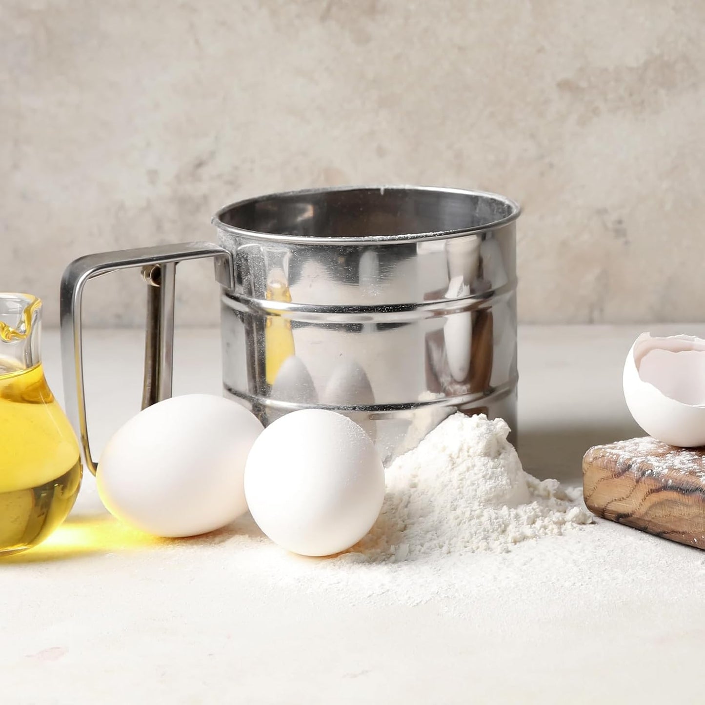 Stainless Steel Flour Sifter – Hand Press Flour Strainer with Measuring Marks